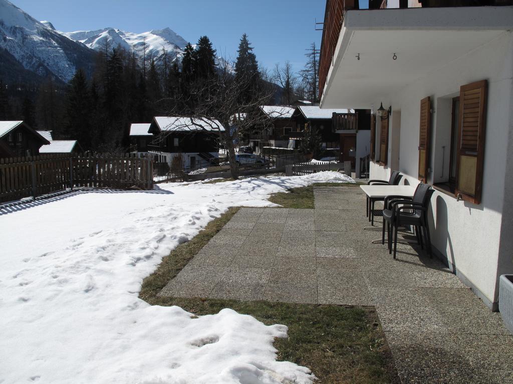 Haus Sandra Fiesch Exteriör bild